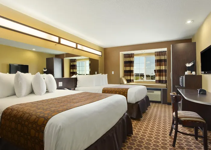 Microtel Inn & Suites By Wyndham Dickinson