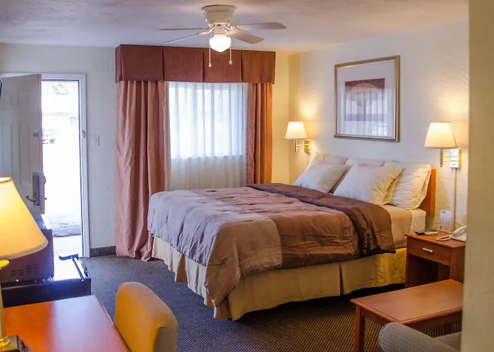 Budget Inn & Suites Colby
