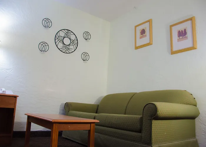 Budget Inn & Suites Colby