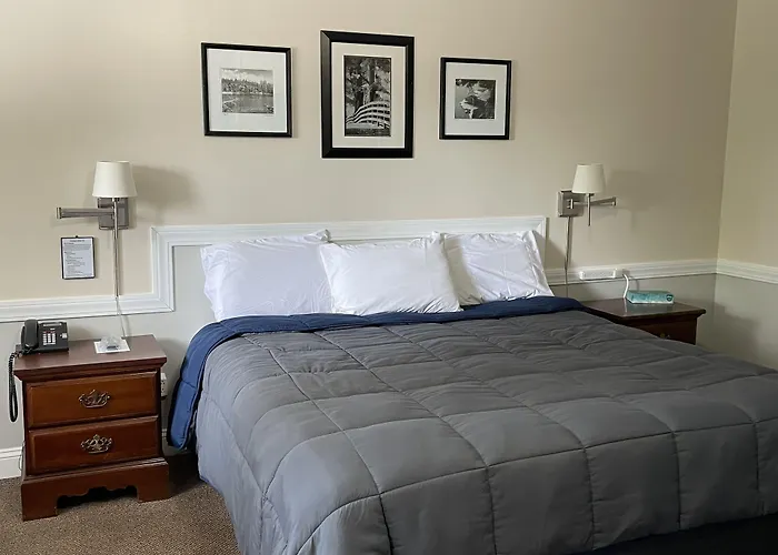 Bucksport Inn