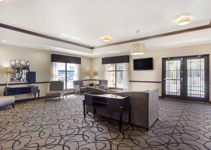 Best Western Plus Classic Inn&Suites