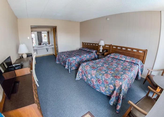 Windjammer Motor Inn
