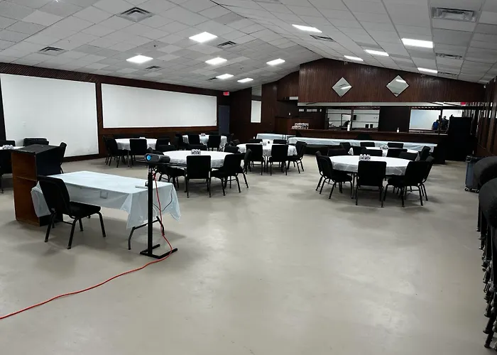 Super 8 By Wyndham Corsicana