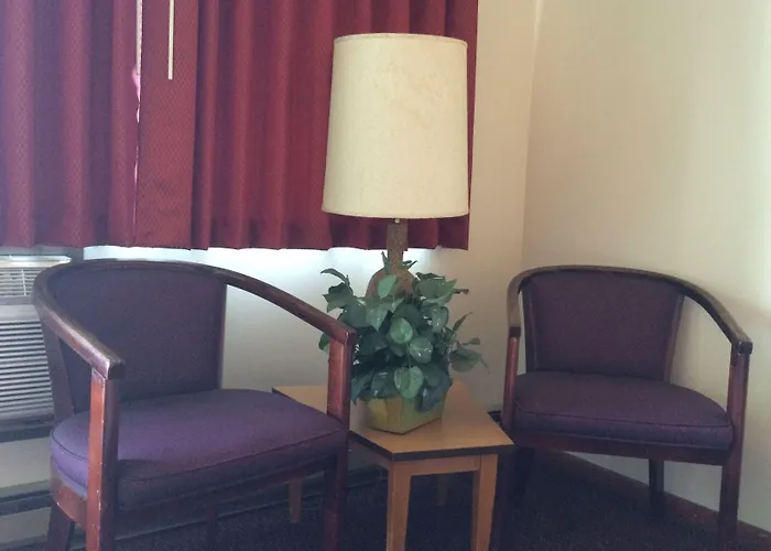 Greenway Motel
