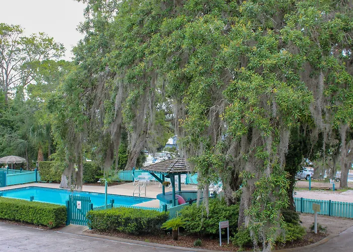 Steinhatchee River Inn And Marina