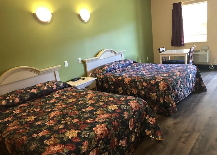 Weston Inn & Suites