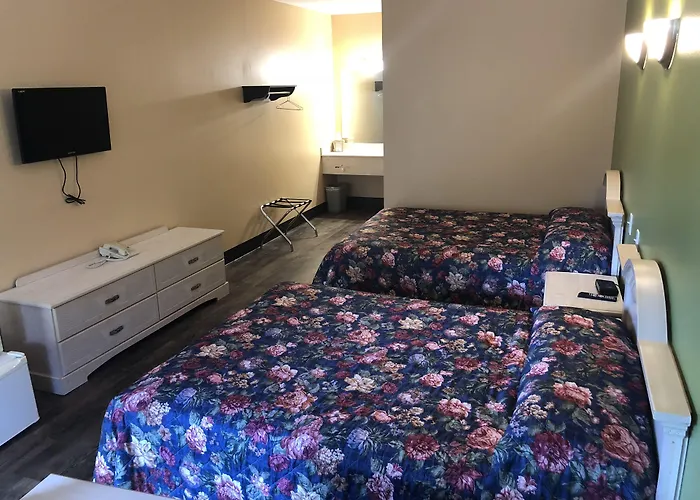 Weston Inn & Suites