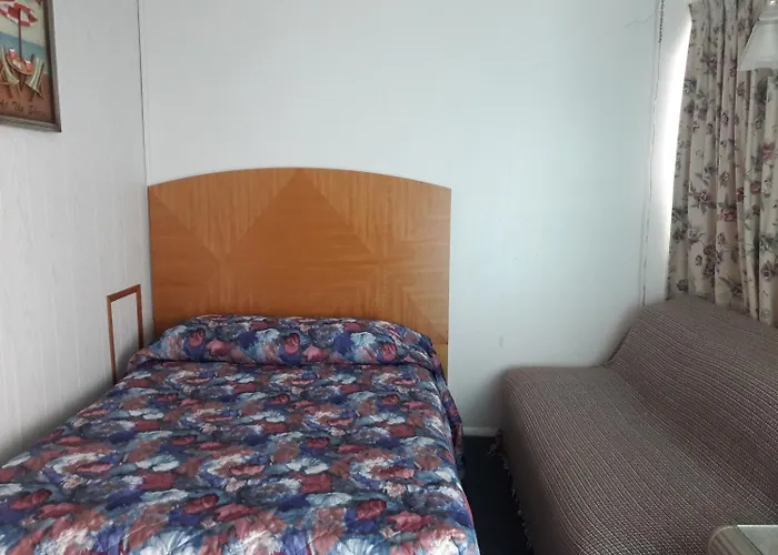Suitcase Motel & Travel