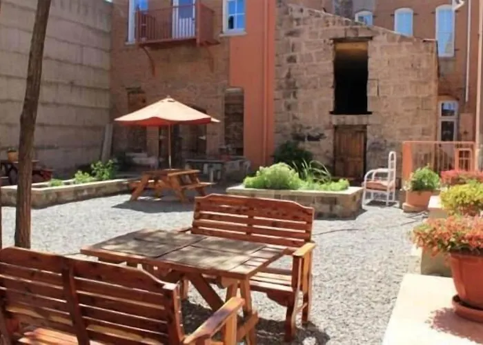 Windsor Hotel & Restaurant