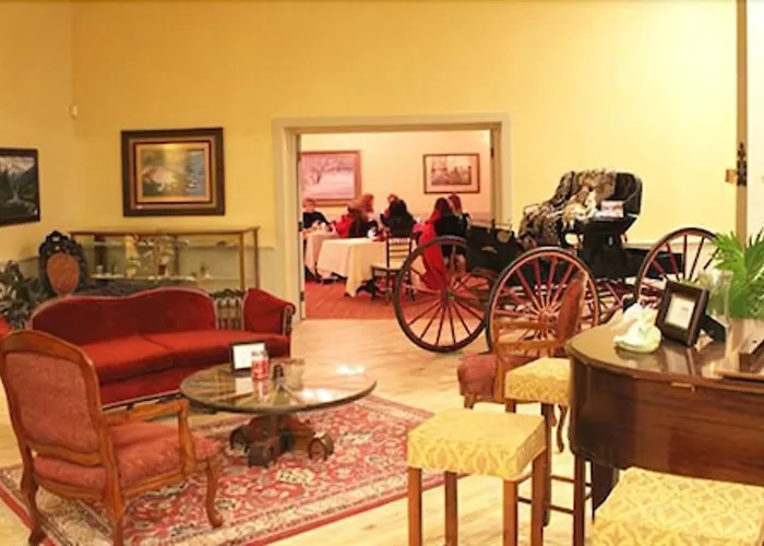 Windsor Hotel & Restaurant