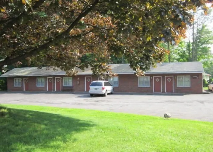 Cadet Motel