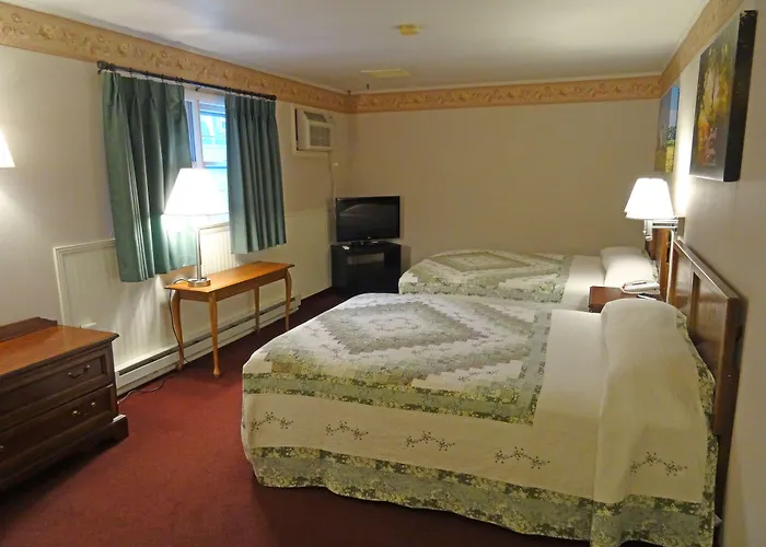 Amish Country Motel