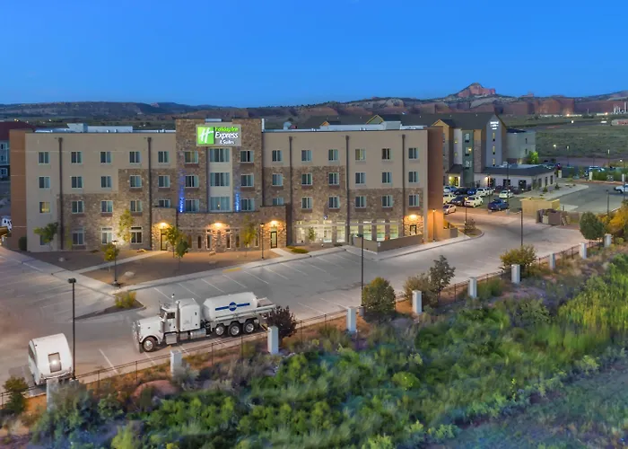 Holiday Inn Express & Suites Gallup East By Ihg