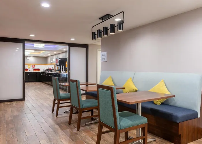 Hampton Inn Portsmouth Central