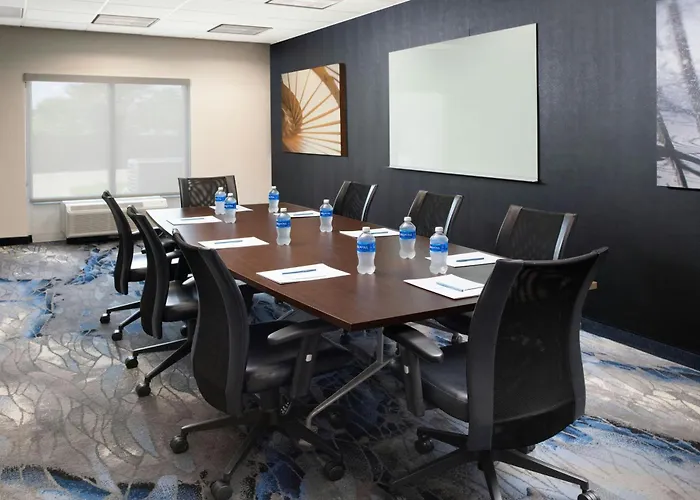 Fairfield Inn & Suites By Marriott Waco North