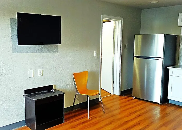 Avera Suites