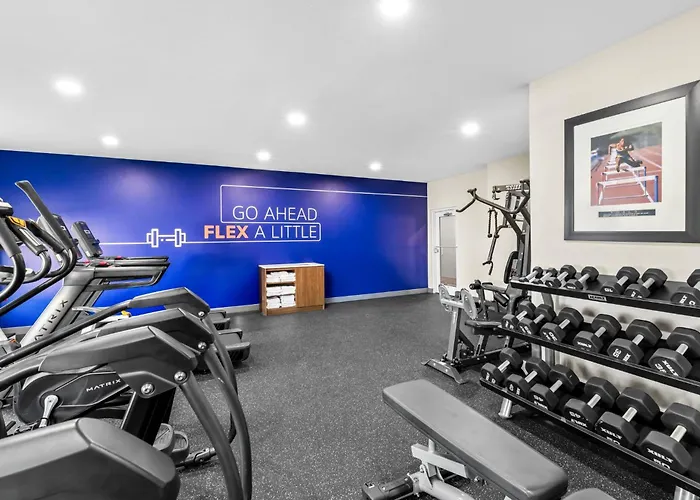 Holiday Inn Express Hotel & Suites Council Bluffs - Convention Center Area By Ihg