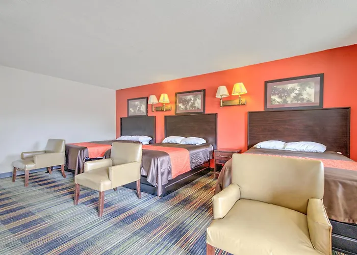Oyo Palm Leaf Motel