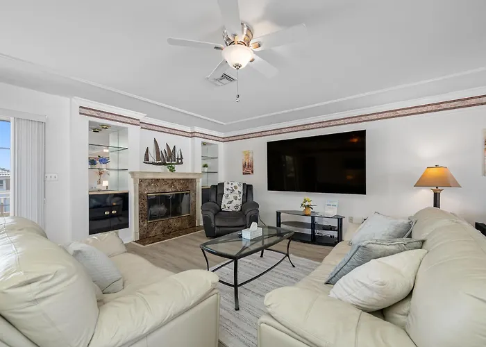 Carousel Suites -Redington Shores