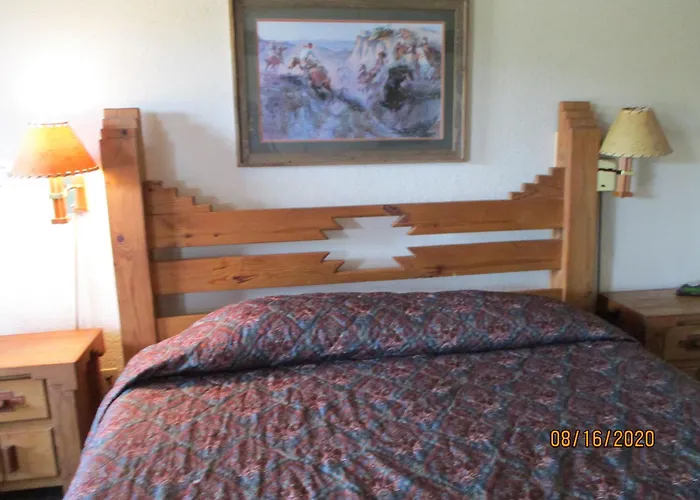 Sundown Motor Lodge