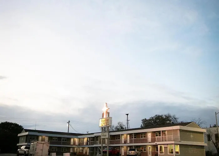 Starlite Motel