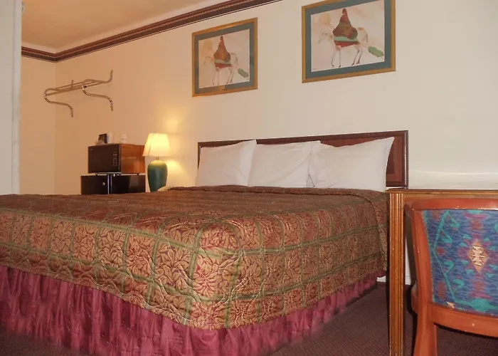 Antlers Budget Inn