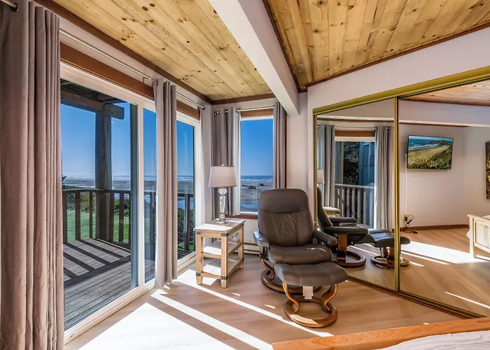Little Creek Cove Beach Resort