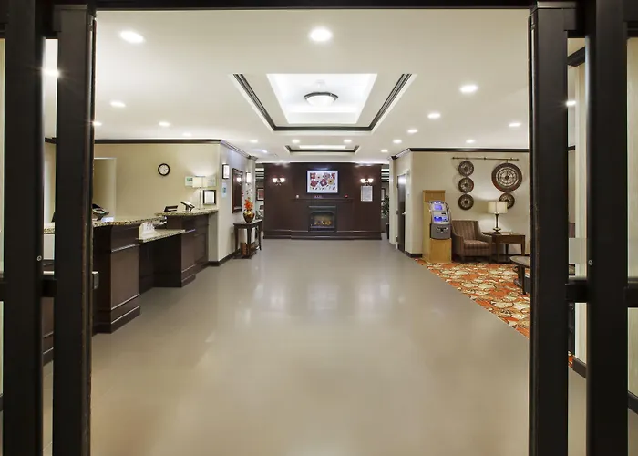 Holiday Inn Express And Suites Wheeling By Ihg