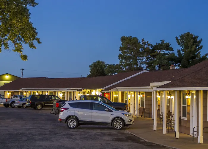 Sunset Lodge Escanaba