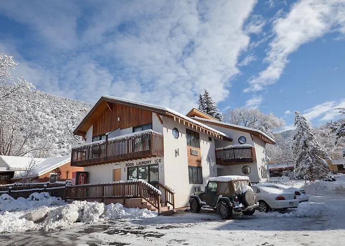 Starlight Lodge