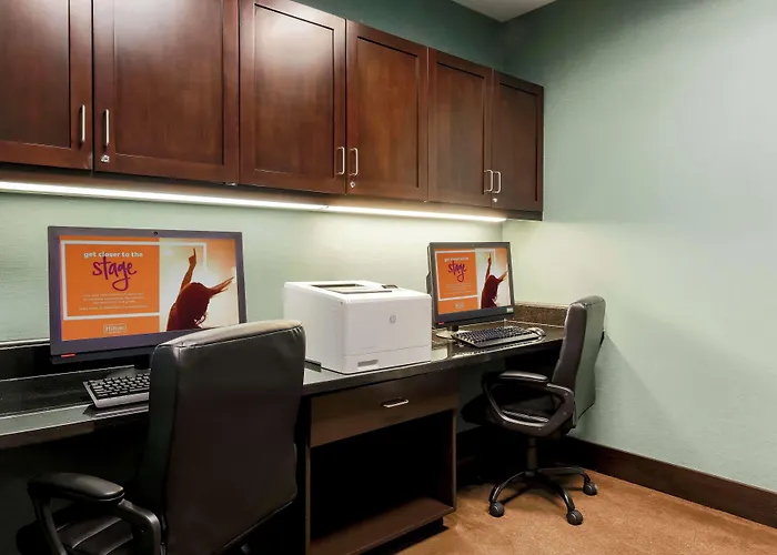 Hampton Inn & Suites Wheeling - The Highlands