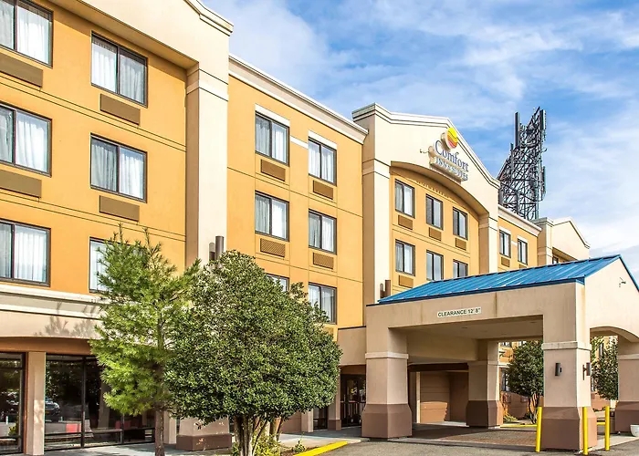 Comfort Inn & Suites Meriden East