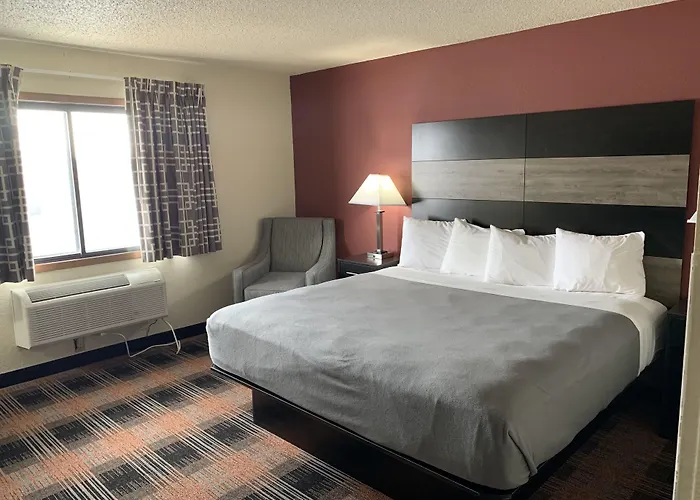 Baymont By Wyndham Waupun