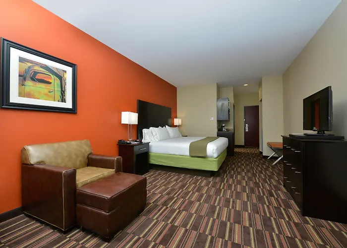 Holiday Inn Express Alva By Ihg