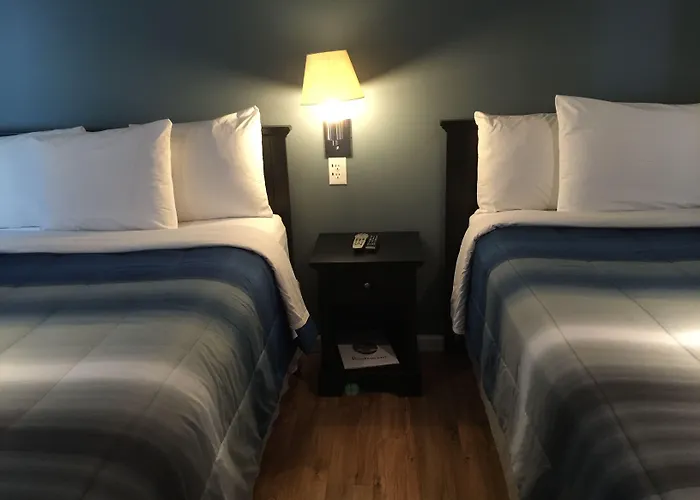 Jones Beach Hotel