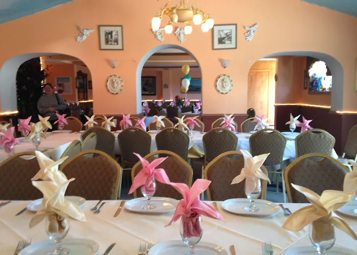 Jones Beach Hotel