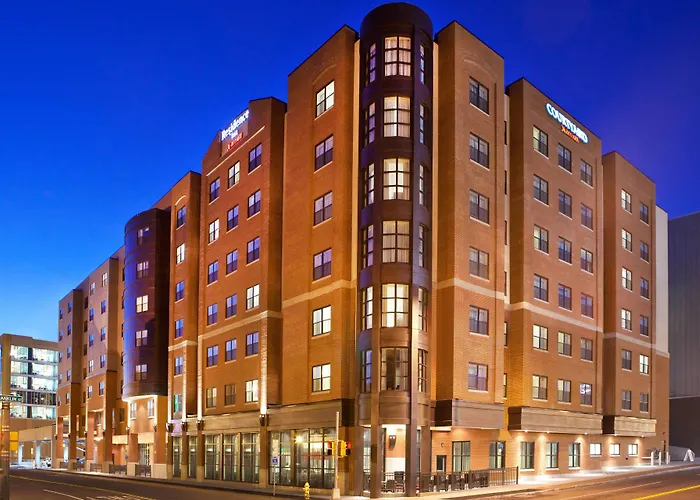 Courtyard By Marriott Syracuse Downtown At Armory Square