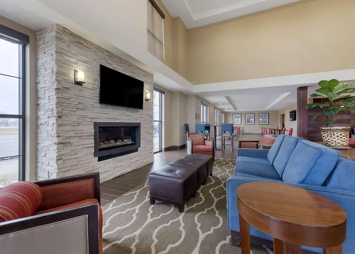 Comfort Suites & Conference Center