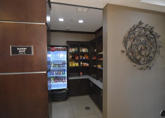 Best Western Plus Longhorn Inn & Suites