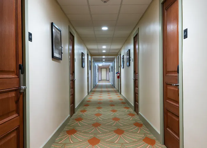 The Murray Hotel