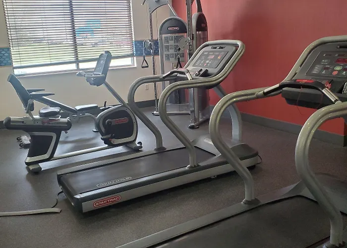 Hampton Inn & Suites Jamestown