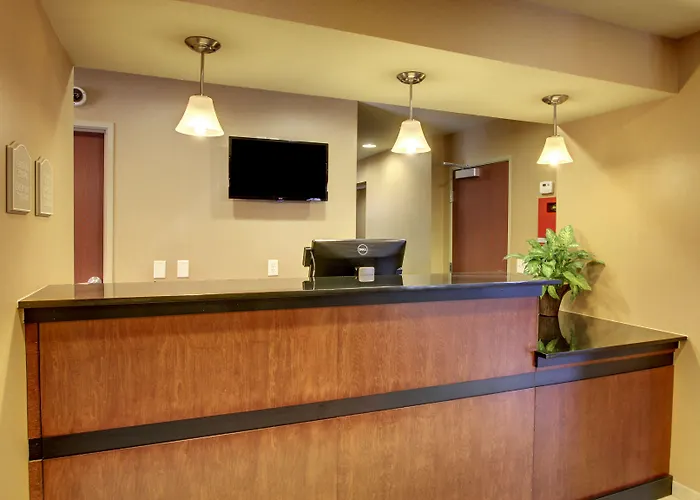 Cobblestone Inn & Suites - Hartington