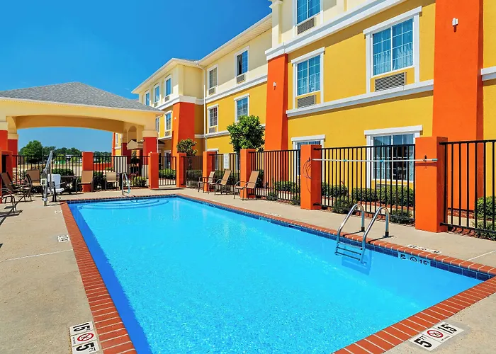 Best Western Plus - Magee Inn & Suites