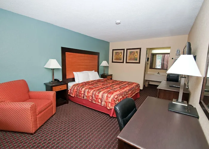 Econo Lodge Gallatin - Metro Nashville