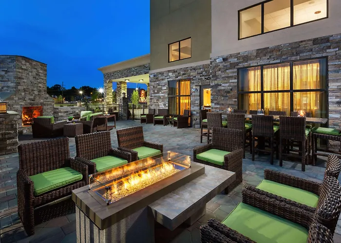 Hampton Inn & Suites Williamsport - Faxon Exit