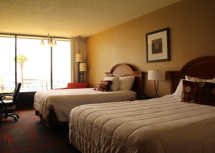 Crystal Cove Riverfront Resort