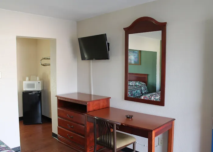 American Motor Inn - Rock Island