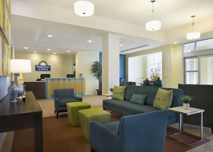 Days Inn & Suites By Wyndham Belmont