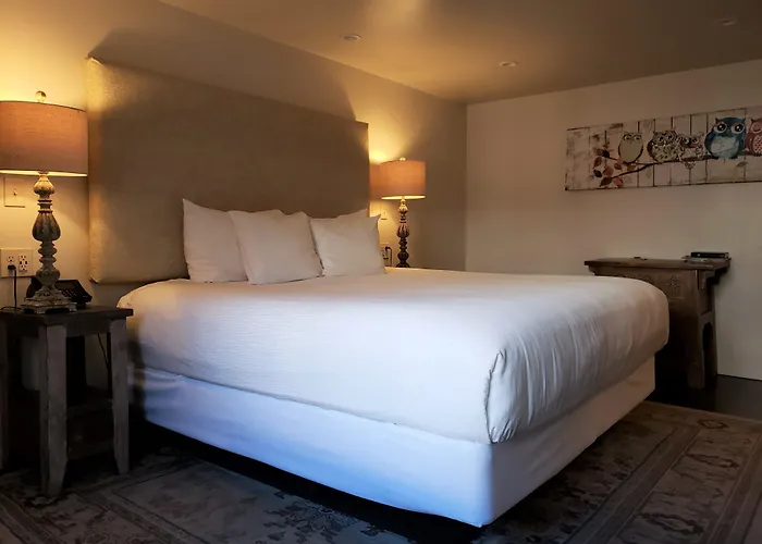 Iron Horse Inn