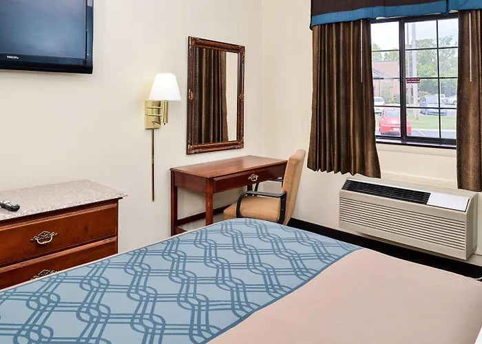 Econo Lodge Inn & Suites Shelbyville
